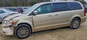 Chrysler Town & Country LIMITED 3.6L 6 2014