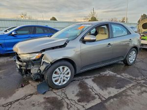 Kia Cerato / Forte / K3 EX 2.0L 4 2010