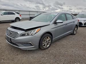Hyundai Sonata SE 2.4L 4 2015