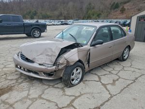 Toyota Corolla CE 1.8L 4 2001
