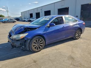 Toyota Camry LE 2.5L 4 2015