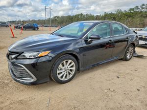 Toyota Camry LE 2.5L 4 2023