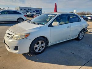 Toyota Corolla BASE 1.8L 4 2011