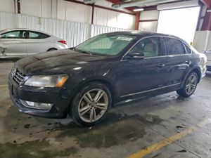 Volkswagen Passat SEL 2.0L 4 2014