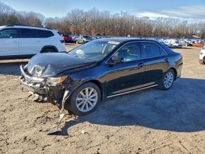 Toyota Camry SE 3.5L 6 2012