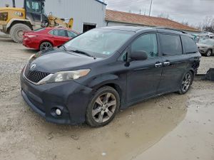 Toyota Sienna SPORT 3.5L 6 2013