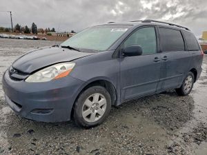 Toyota Sienna CE 3.3L 6 2006