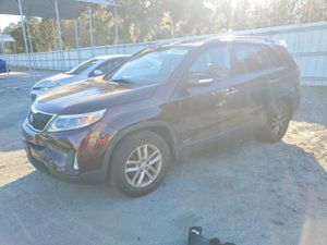 Kia Sorento LX 2.4L 4 2015