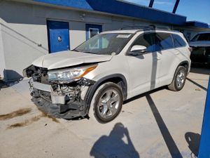 Toyota Highlander LIMITED 3.5L 6 2015