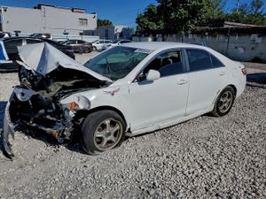 Toyota Camry BASE 2.4L 4 2009