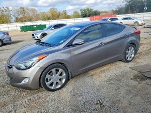 Hyundai Elantra GLS 1.8L 4 2013