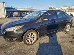 Ford Focus SE 2.0L 4 2015