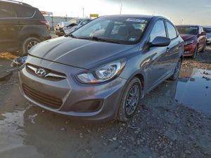 Hyundai Accent GLS 1.6L 4 2013