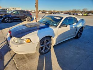 Ford Mustang 3.9L 6 2004