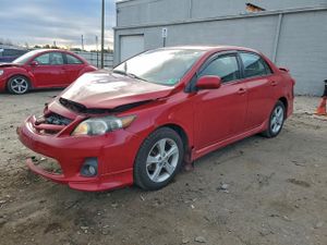Toyota Corolla BASE 1.8L 4 2013