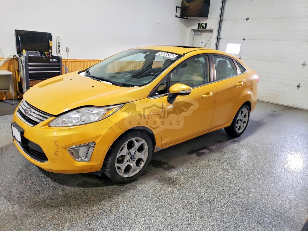 Ford Fiesta TITANIUM 1.6L 4 2013