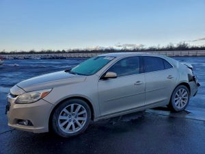 Chevrolet Malibu 2LT 2.5L 4 2014