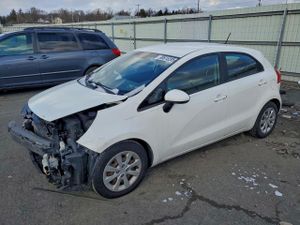 Kia Rio LX 1.6L 4 2013