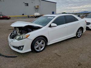 Toyota Camry L 2.5L 4 2013