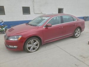 Volkswagen Passat SE 1.8L 4 2015