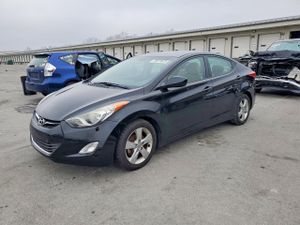 Hyundai Elantra GLS 1.8L 4 2013