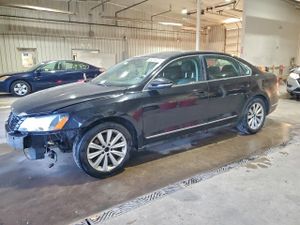 Volkswagen Passat SEL 2.5L 5 2012