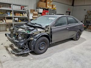 Toyota Camry LE 2.5L 4 2015