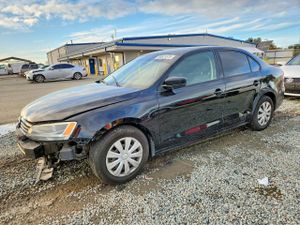 Volkswagen Jetta BASE 2.0L 4 2013