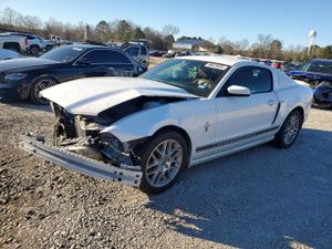 Ford Mustang 3.7L 6 2014