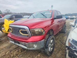 RAM 1500 SLT 5.7L 8 2015
