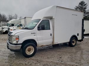 Ford Econoline E350 SUPER DUTY CUTAWAY VAN 5.4L 8 2013