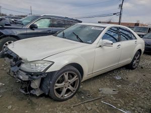 Mercedes-Benz S 550 5.5L 8 2011