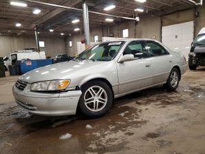 Toyota Camry LE 3.0L 6 2000