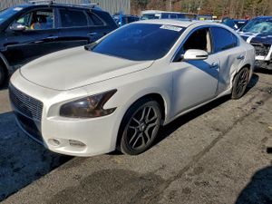 Nissan Maxima S 3.5L 6 2011