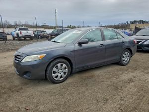 Toyota Camry BASE 2.5L 4 2010