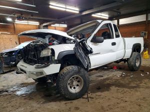 GMC Sierra K2500 HEAVY DUTY 6.0L 8 2005