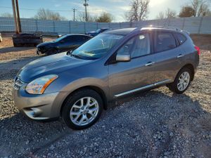 Nissan Rogue S 2.5L 4 2011