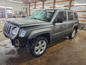 Jeep Patriot LATITUDE 2.4L 4 2013