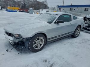 Ford Mustang 3.7L 6 2012