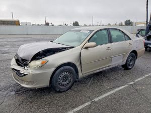 Toyota Camry LE 2.4L 4 2005
