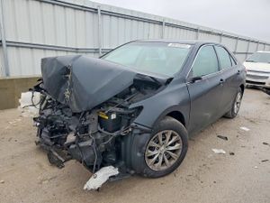Toyota Camry LE 2.5L 4 2015