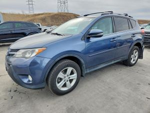Toyota Rav4 XLE 2.5L 4 2014