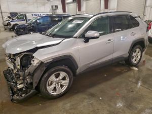 Toyota Rav4 XLE 2.5L 4 2021