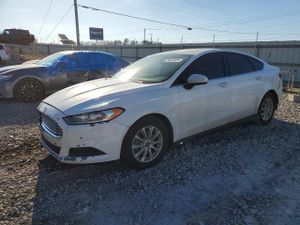 Ford Fusion S 2.5L 4 2015