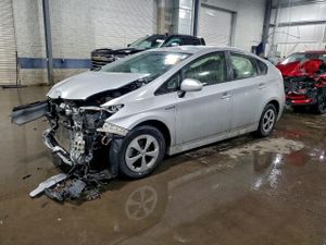 Toyota Prius 1.8L 4 2015