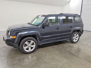 Jeep Patriot LATITUDE 2.4L 4 2015