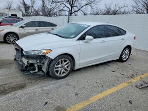 Ford Fusion SE 2.5L 4 2015
