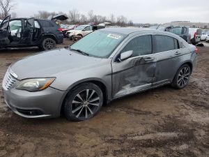 Chrysler 200 TOURING 3.6L 6 2013