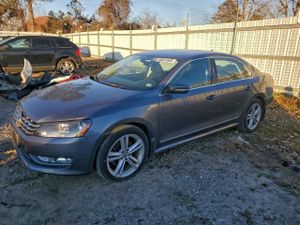 Volkswagen Passat SEL 2.0L 4 2014