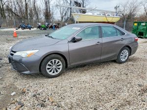Toyota Camry LE 2.5L 4 2016